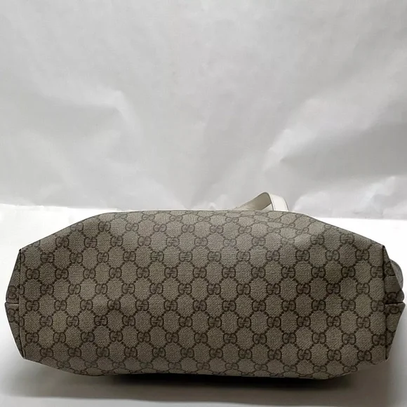 Sale‼️Authentic Gucci Shoulder Bag -Fair Condition -Selling As Is- Damaged - Picture 3 of 8